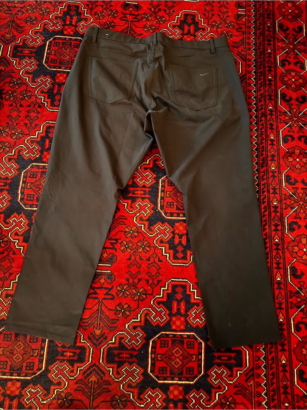 Nike Men's Dark Black Relaxed Performance golf pants